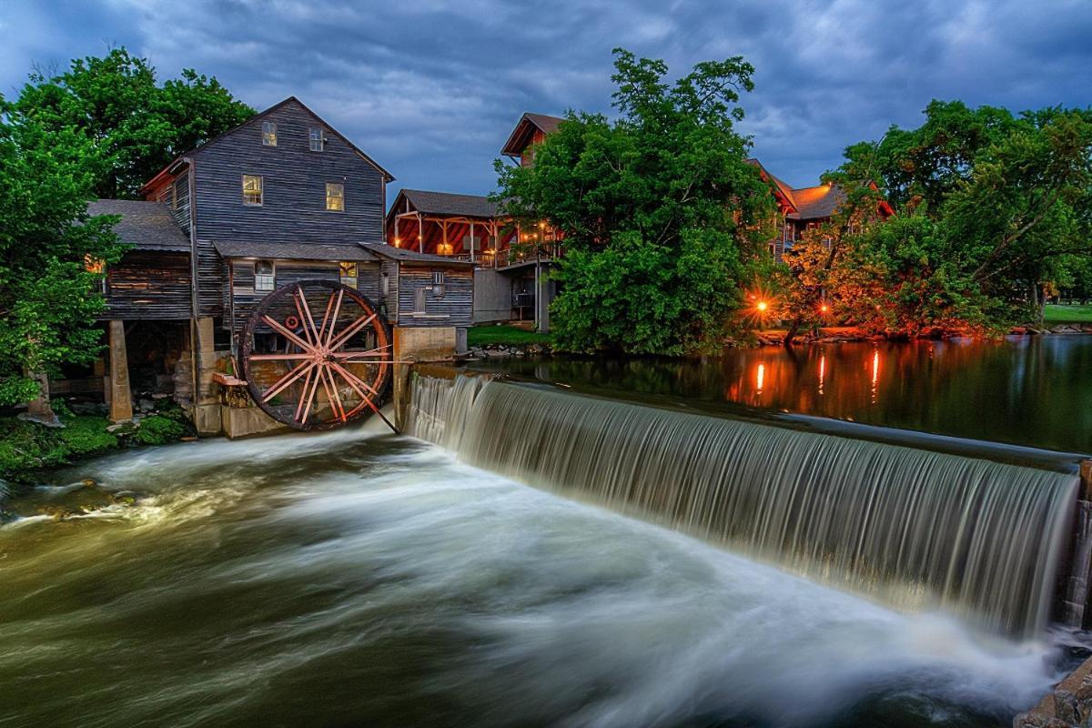 Ober Hideaway, Hot Tub, Wifi, 1089 Free Tickets Each Paid Day, Dollywood And More جاتلينبرج المظهر الخارجي الصورة